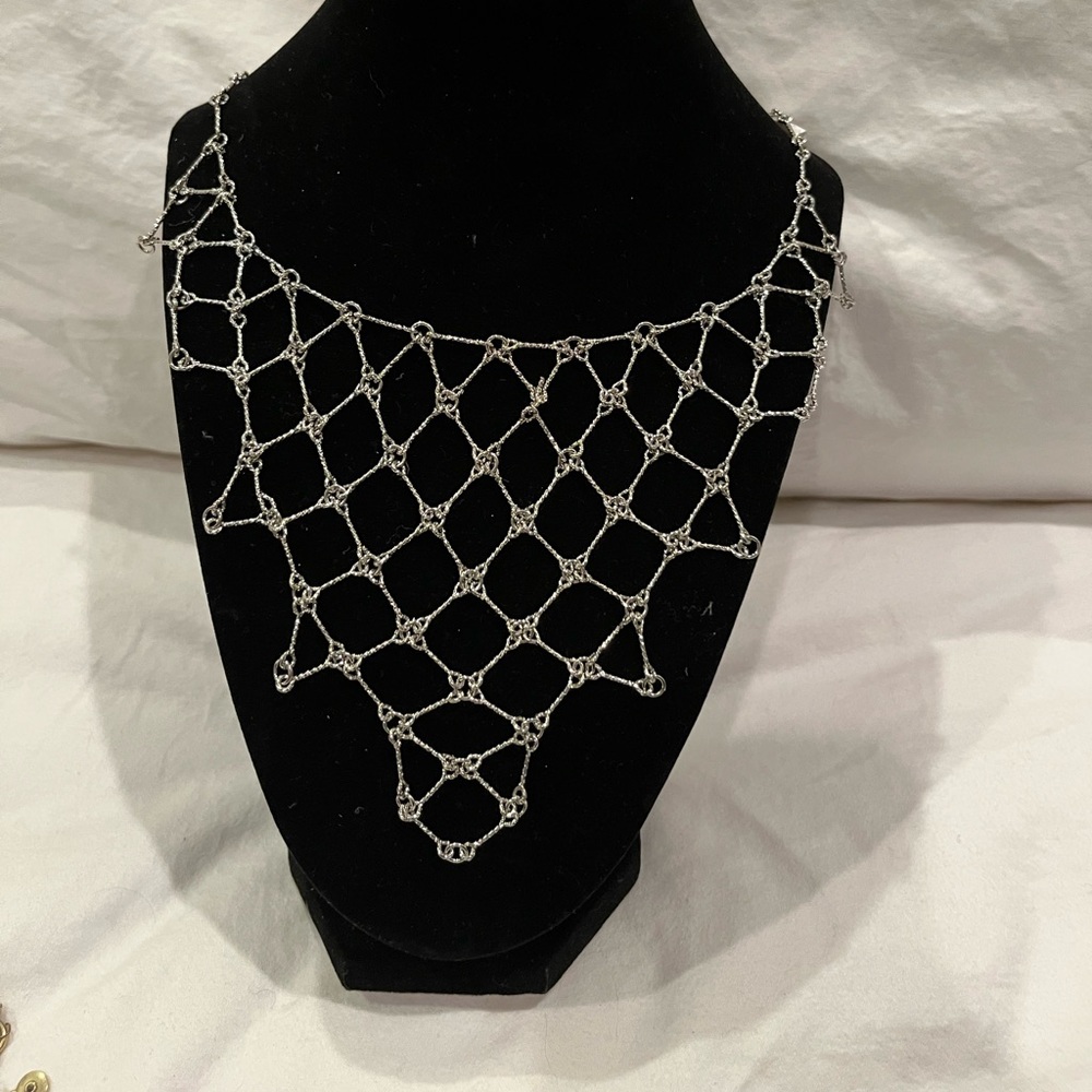 Silver chain necklace